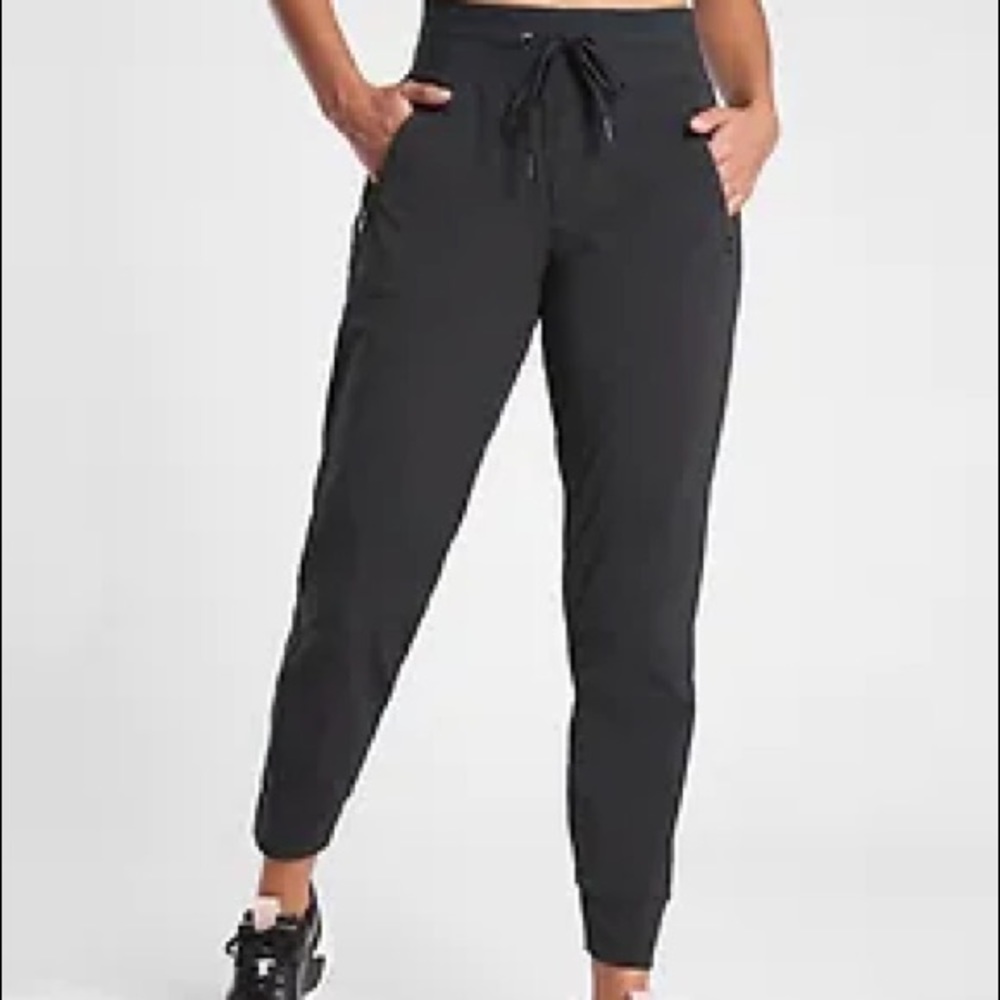 Athleta Flux Jogger